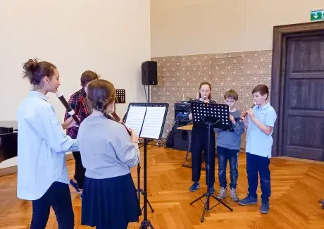 Třídní přehrávka Karpišová a Proroková