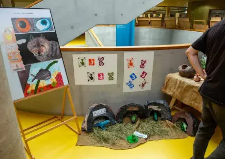 Vernisáž výstavy výtvarného oboru a keramiky