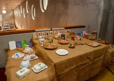 Vernisáž výstavy výtvarného oboru a keramiky