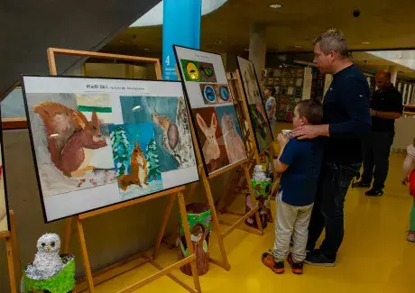 Vernisáž výstavy výtvarného oboru a keramiky